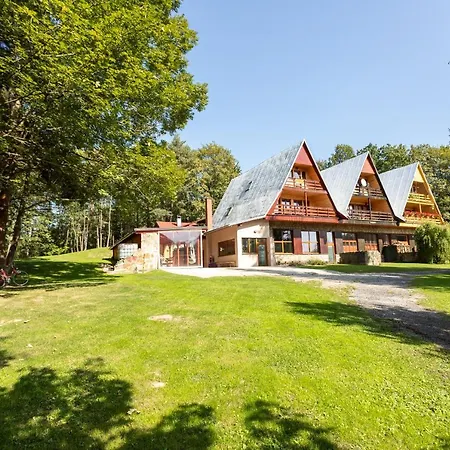 Horsky Dom B Apartment